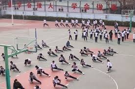 详解棒球规则中的投手登板最低人次要求防止频繁更换投手的对策